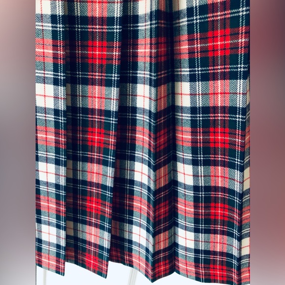 Pendleton 90s cream with black red plaid Tartan Pleated midi